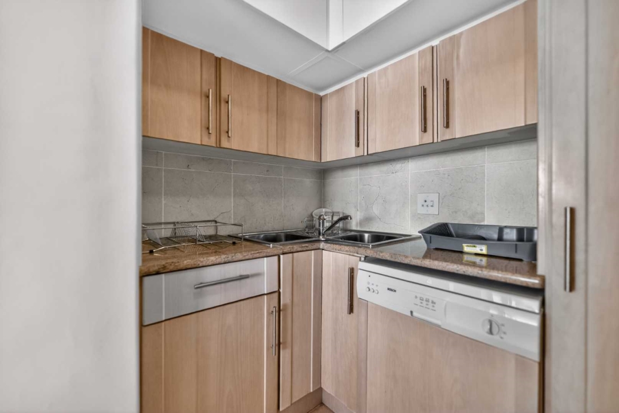 3 Bedroom Property for Sale in Clifton Western Cape